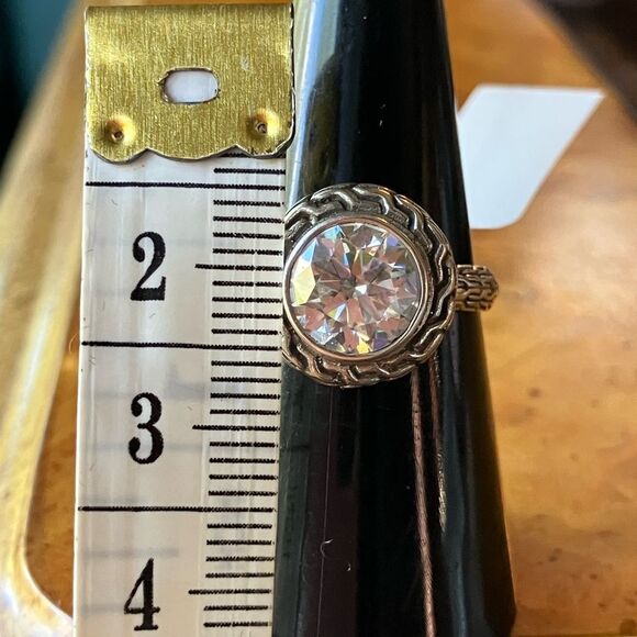 Authentic Moissanite Sterling Silver Ring Size 7 - Picture 6 of 9